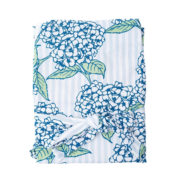 8-oak-lane-hydrangea-stem-apron-close-up