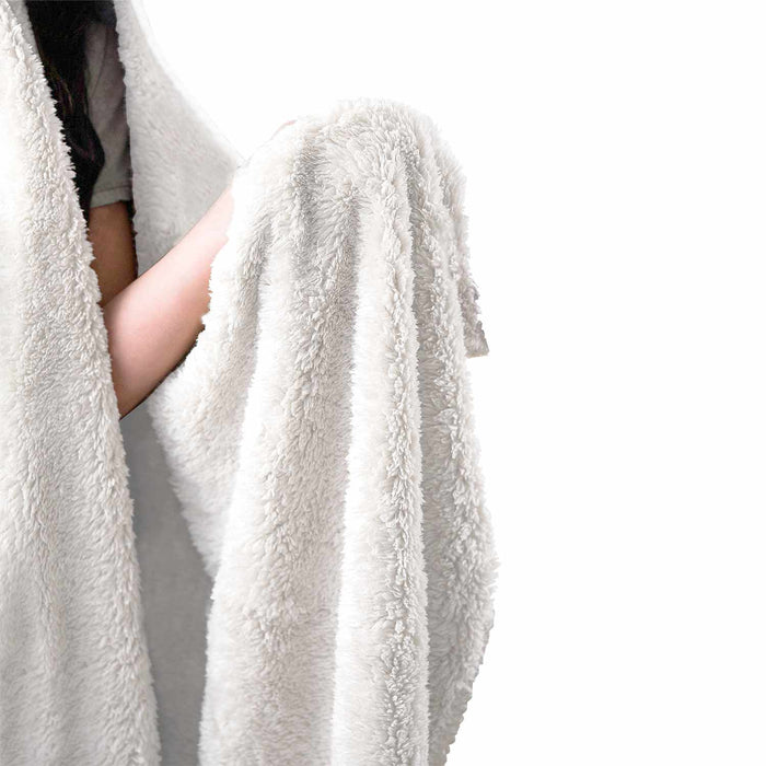 Dallas - Ami Hooded Blanket