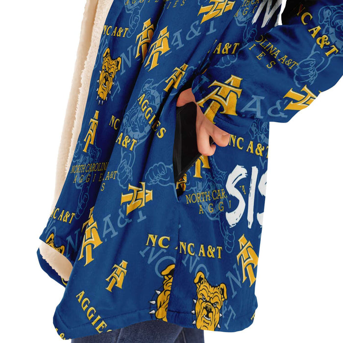 NC A&T Aggies Premium Cloak v1121